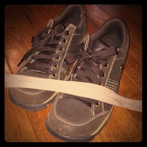 Sketchers brown shoes size 8.5